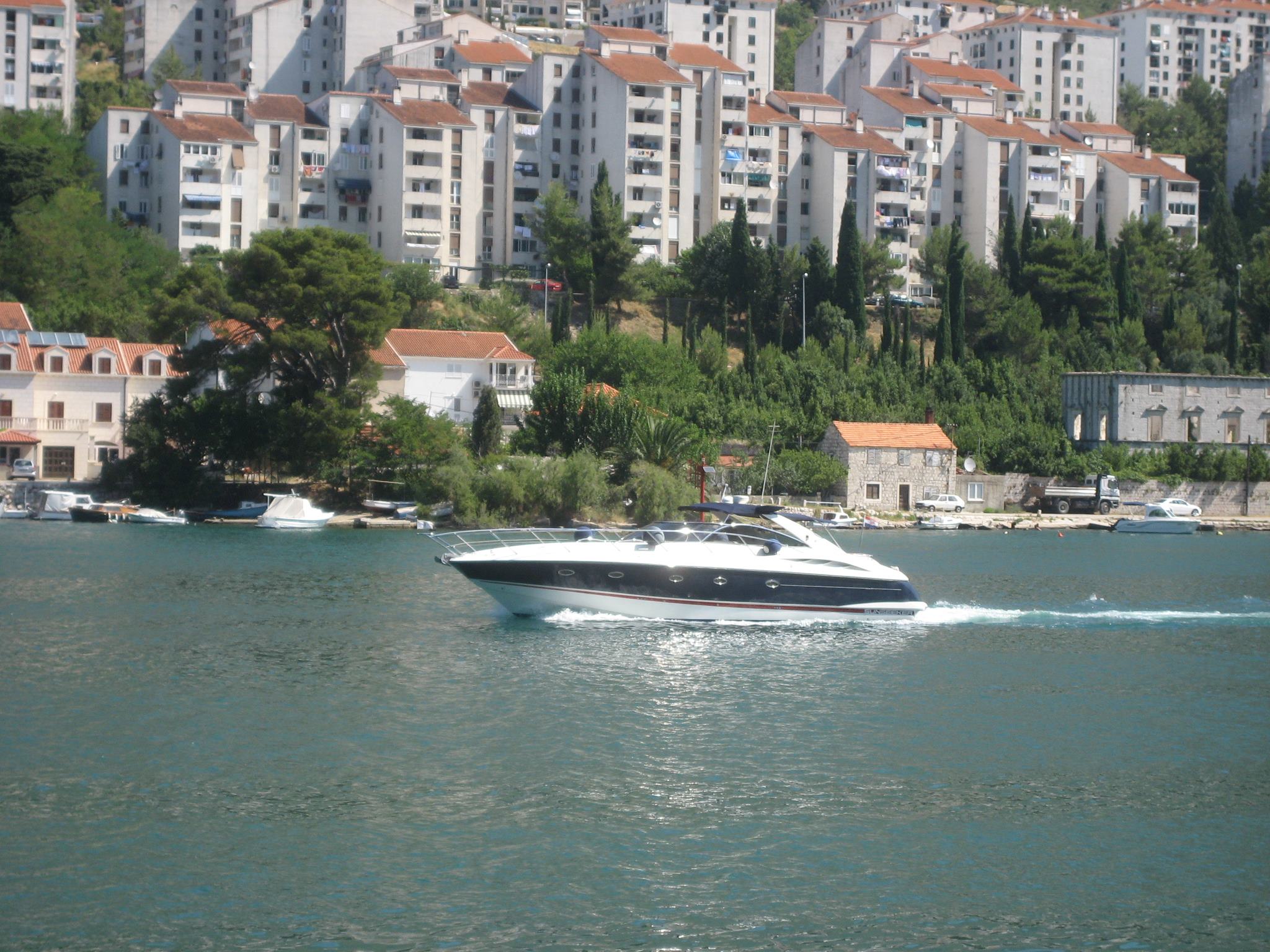 Yachts & Private Speed Boats - Adriatic Tours Inc. Charter Cruises