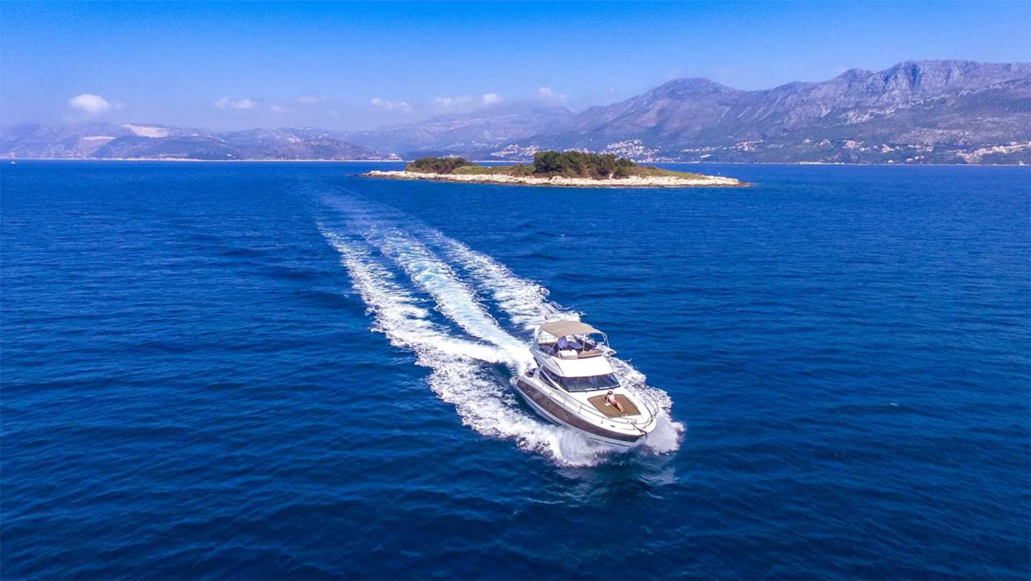 Yachts & Private Speed Boats - Adriatic Tours Inc. Charter Cruises