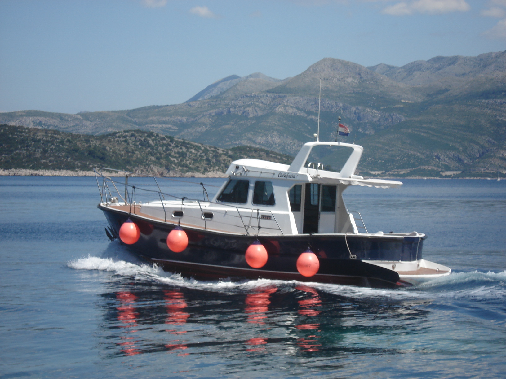 Yachts & Private Speed Boats - Adriatic Tours Inc. Charter Cruises