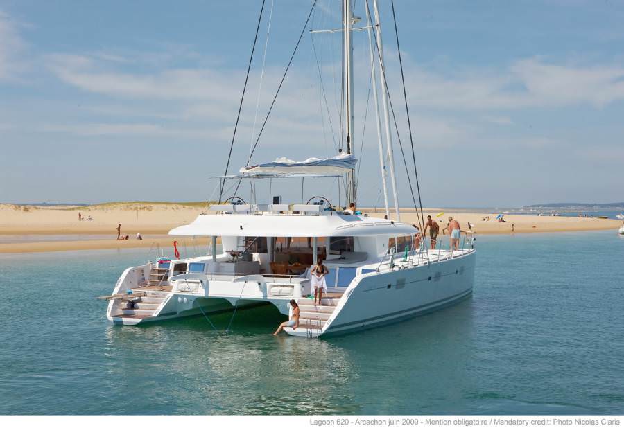 lagoCatamaran and Sail Boats Adriatic Tours Charter Cruiseson620-4b